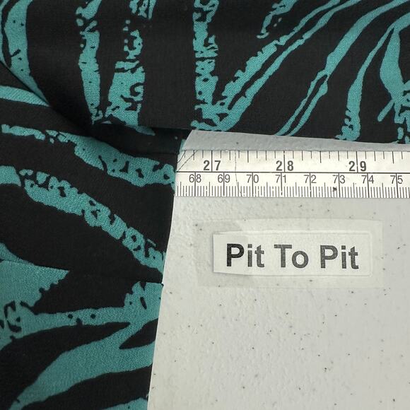 Maggie Barnes Womens Size 2X Button Up Top Zebra Animal Print Blouse Teal - Picture 6 of 8